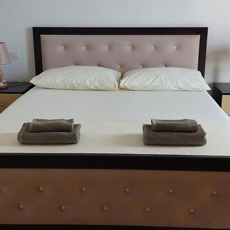 Apartment Tinka In Saranda Dış mekan fotoğraf